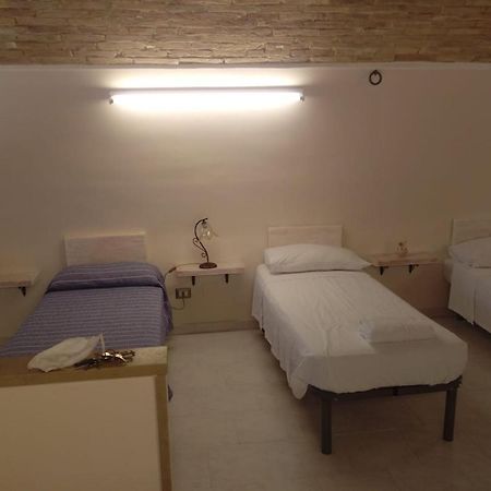 Residenza L'Orologio Hotel Bernalda Buitenkant foto